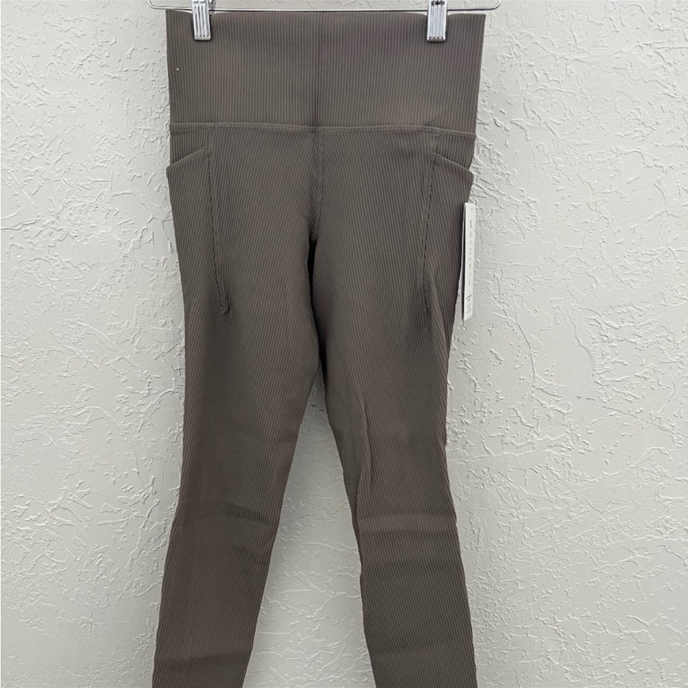 Athleta salutation stash rib leggings 7/8 size small - Picture 10 of 12